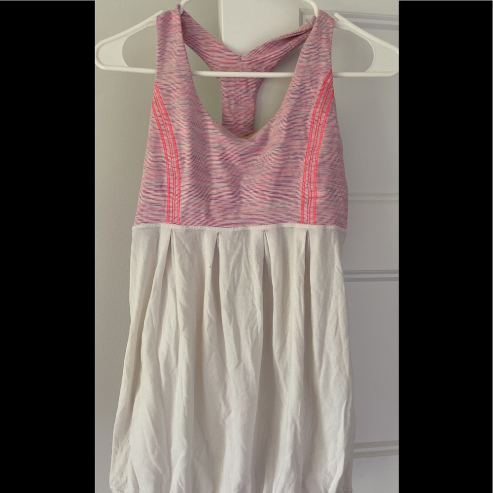 Lululemon tank